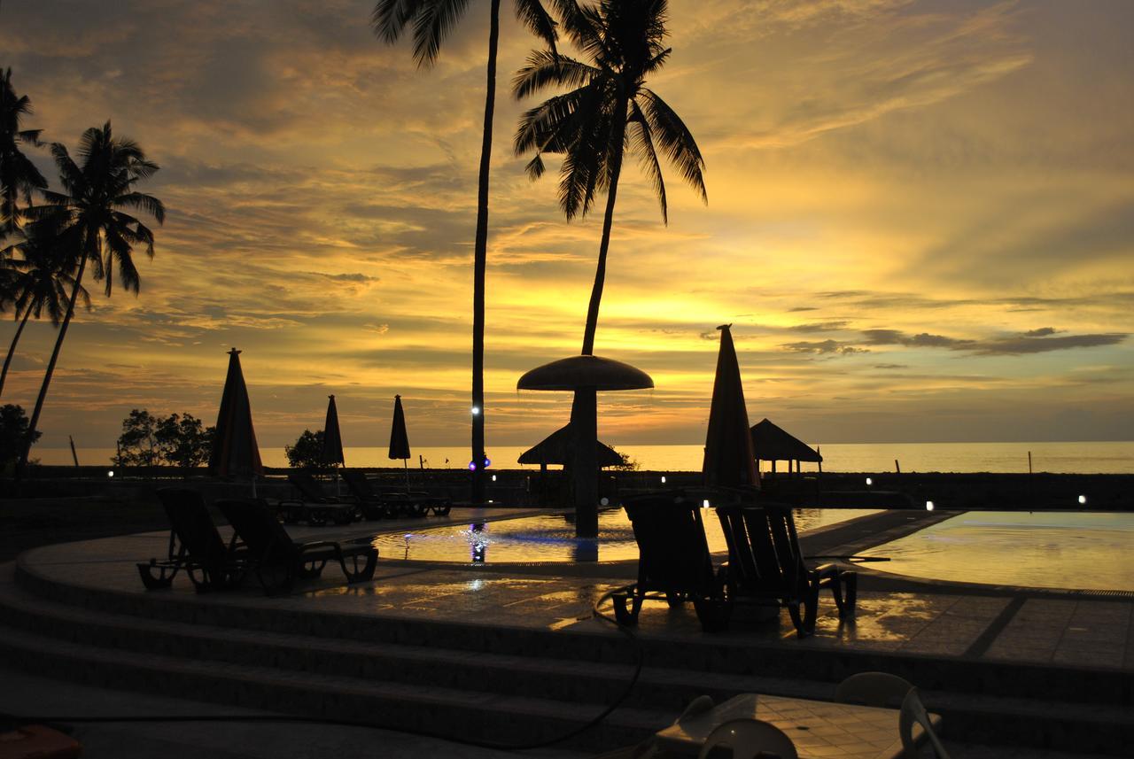 Lagoon Beach Resort Gitagun エクステリア 写真